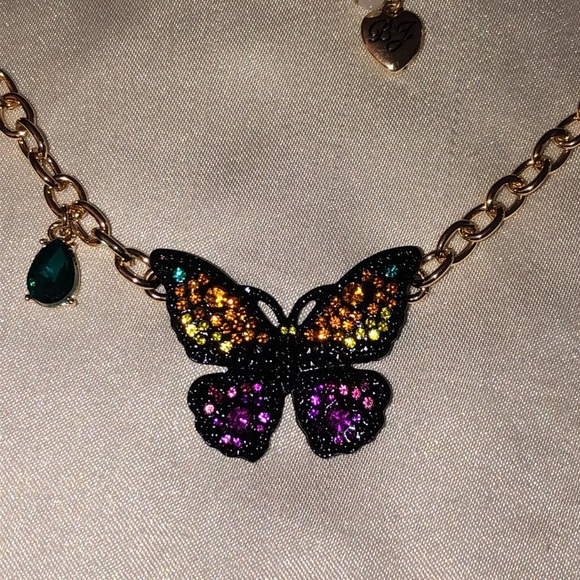 Betsey Johnson Gold Tone Black Butterfly Pendant Necklace Multi Colored Crystal - Picture 16 of 16